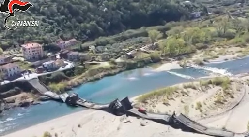 VIDEO Un pod din regiunea Toscana s-a prăbușit