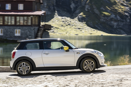 FOTO MINI Cooper electric, lansat pe piața locală în plină pandemie, românii au făcut deja comenzi
