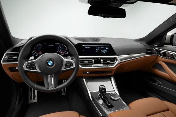 VIDEO & FOTO Noul BMW Serie 4 Coupe, prezentat în premieră