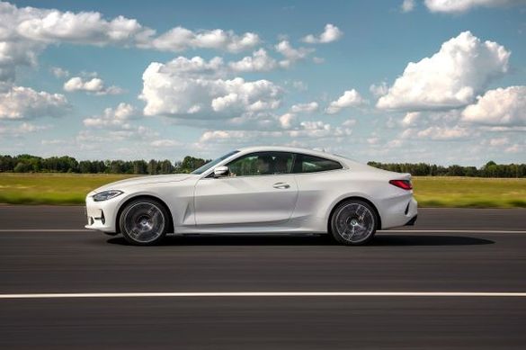 VIDEO & FOTO Noul BMW Serie 4 Coupe, prezentat în premieră