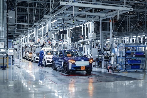BMW demarează producția SUV-ului electric iX3 în august, la uzina din China