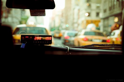 Decizie pregătită - Taximetriștii să primească autorizație și pentru un alt tip de autovehicule, după modelul Uber, Bolt, Yango