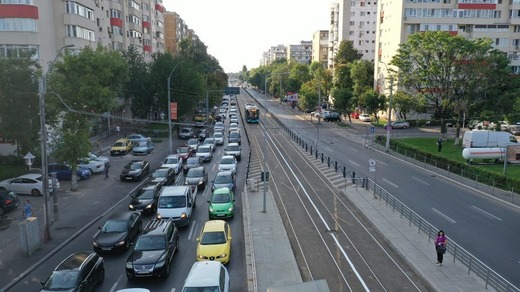 STB extinde banda unică pentru circulația autobuzelor pe linia de tramvai