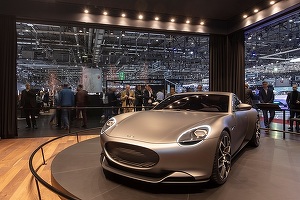 FOTO Concurență în familia Porsche: Fiul lui Ferdinand Piech l-a recrutat pe fostul șef al VW, Matthias Muller, și pregătește de lansare noul automobil de lux electric
