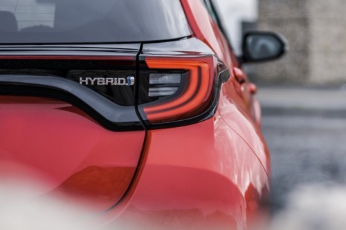 Hibridele au depășit 50% din mașinile vândute de Toyota în Europa, în acest an. Yaris, record istoric pentru companie