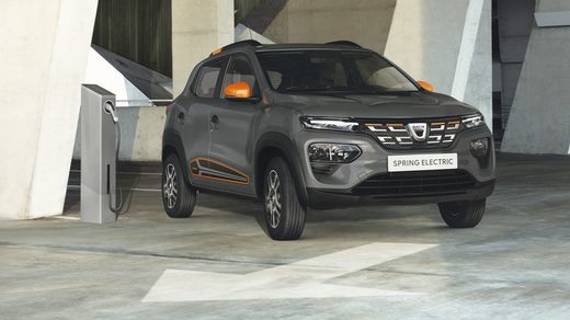 Dacia depășește Renault în materie de siguranță, cu noul Spring: șasiu întărit și sisteme de asistență pasivă. Nu intrăm însă în cursa pentru 4 – 5 stele EuroNCAP. Estimarea de preț