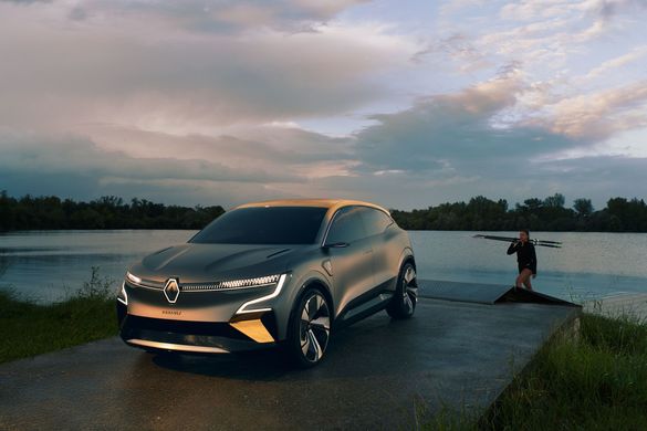 FOTO Renault Megane eVision, crossover sau hatchback electric? „Am încălcat regulile, acesta este doar începutul”