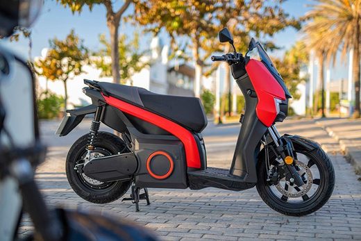 FOTO SEAT a lansat MO eScooter 125, cu motor de 10 CP și autonomie de 125 km