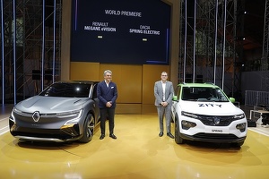 Noul CEO al Renault, de la care se așteaptă un plan salvator, anunță primele măsuri, inclusiv pentru Dacia. Anularea unor modele în dezvoltare și introducerea altora noi. "Vom diferenția mai mult Renault de Dacia. Referința Dacia este Citroen!"