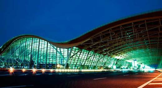 Shanghai a detronat Londra, devenind cel mai conectat oraș al lumii în domeniul transportului aerian