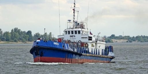 Șaptesprezece marinari dați dispăruți la Marea Barents, după ce o navă rusească de pescuit îngheață și se scufundă