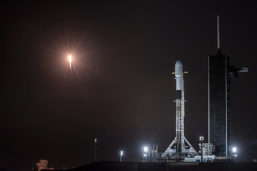 SpaceX a lansat încă 60 de sateliți Starlink