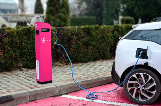 Telekom România începe să instaleze stații de încărcare a mașinilor electrice