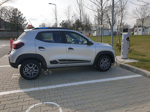 VIDEO&FOTO TEST DRIVE - PREMIERĂ Profit.ro pentru România: Am condus Dacia Spring pe cea mai frecventată navetă din țară: București - Ploiești