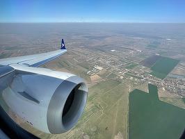 VIDEO&FOTO Blue Air are prima aeronavă nouă Boeing 737-8 MAX, avion ținut la sol 2 ani, după două accidente în urma cărora au murit 350 persoane
