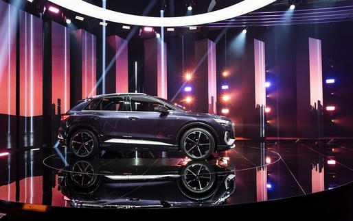 FOTO Cel mai mic Audi electric, Q4 e-tron, dezvăluit în premieră mondială