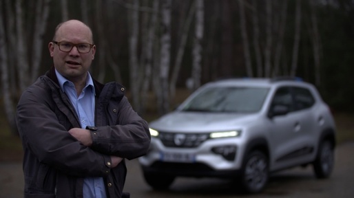VIDEO Povestea lui Benoit, francezul care și-a cumpărat 4 mașini Dacia în 10 ani, iar acum a comandat-o pe a 5-a, un Spring