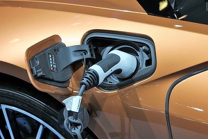 Cota de piață a autoturismelor electrificate în România s-a dublat față de anul trecut