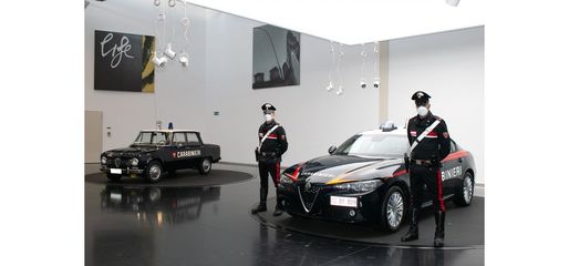 FOTO Poliția italiană, mai norocoasă decât cea din România, va primi aproape 2.000 de Alfa Romeo de 200 cai putere, blindate