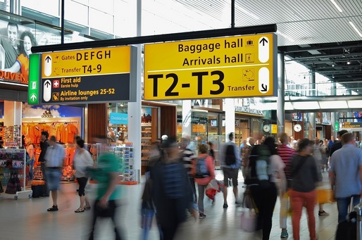 IATA: Transportul aerian de pasageri va reveni la nivelul anterior crizei în 2023