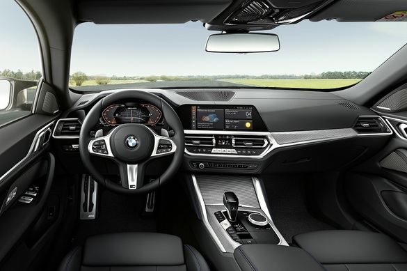 FOTO BMW a completat noua Serie 4 cu caroseria Gran Coupe, cu versiunea de top M440i