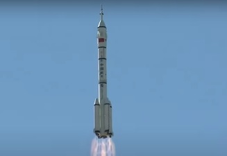 VIDEO Trei astronauți au decolat către stația spațială chineză