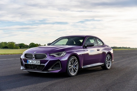 FOTO BMW lansează noua generație Seria 2 Coupe, mai mare și cu motoare mai puternice