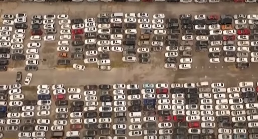 VIDEO Un imens cimitir cu peste 200.000 de mașini a apărut în China 