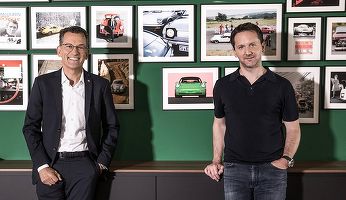 FOTO Porsche a intrat în vârtejul tranzacțiilor digitale cu o schiță exclusivă 