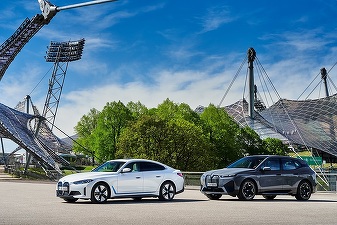 Zeci de români și-au comandat noile BMW iX și i4, electrice, înainte de lansare, deși costă între 50.000 și 80.000 de euro
