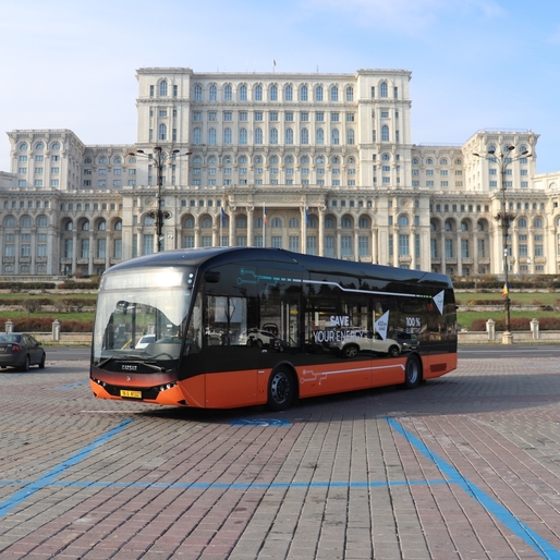 Primele autobuze electrice de mari dimensiuni vor circula pe străzile din România începând de anul viitor