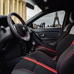 FOTO Dispare versiunea Sandero la care au visat mulți români