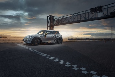 MINI a reușit să obțină în România cea mai mare creștere din Europa și încheie anul cu peste 3 procente avans la nivel global