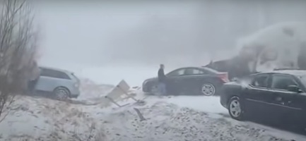 VIDEO SUA: Accident cu 60 de mașini