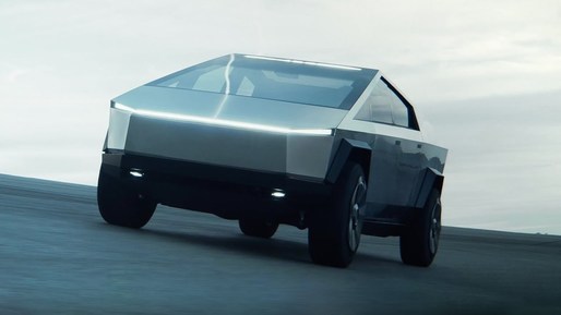 VIDEO Elon Musk a inaugurat uzina Tesla din Texas și promite că va lansa un model de taxi autonom cu aspect futurist