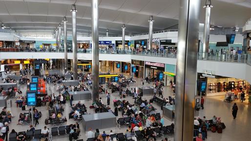 Numărul de pasageri de pe aeroportul Heathrow din Londra a revenit în martie la cel mai înalt nivel de la începutul pandemiei