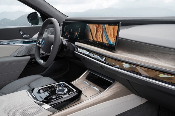 VIDEO & FOTO BMW lansează noua Serie 7 electrică și primul i7 din istorie