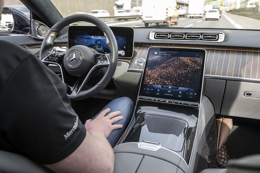 FOTO&VIDEO Mercedes-Benz lansează tehnologia Drive Pilot pe prima mașină din lume omologată oficial cu sistem de conducere autonomă