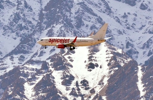 Un atac cibernetic asupra SpiceJet a blocat sute de pasageri la bordul unor avioane