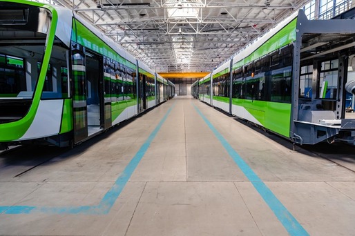 VIDEO Nicușor Dan anunță livrarea primului tramvai românesc din lotul celor 100 achiziționate. Cel mai mare contract de tramvaie din România. Unde va circula