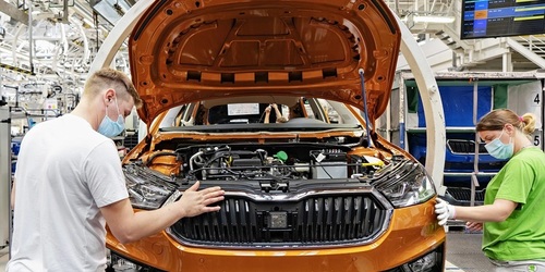 Skoda va reporni producția în uzina din Ucraina