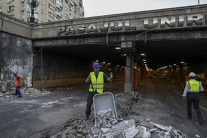 FOTO Au început lucrările la Pasajul Unirii