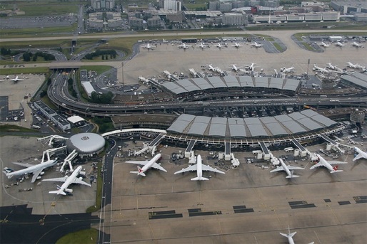 Lucrătorii de pe aeroportul Roissy-Charles de Gaulle din Paris vor intra din nou în grevă