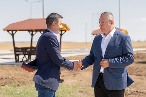 Grindeanu: E o rușine pentru România că prima autostradă care traversează Carpații începe să fie construită la mai bine de 15 ani de la intrarea în UE