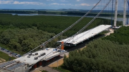 Ministrul Transporturilor: Reprezentanții firmei care construiește podul de la Brăila parcă ar avea ”dublă personalitate”