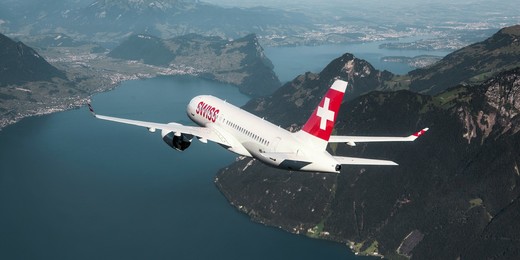 FOTO Un avion acoperit cu „piele de rechin” a avut prima cursă transatlantică