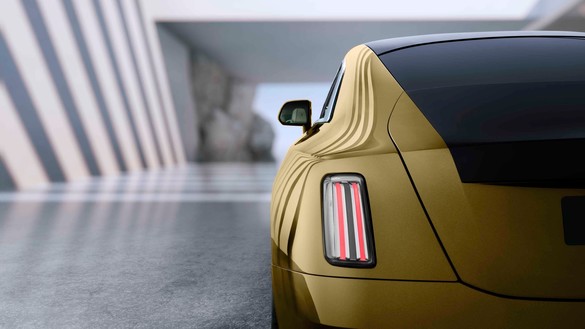 FOTO Rolls Royce a dezvăluit Spectre, primul său automobil electric. Prețul va fi situat între Cullinan și Phantom