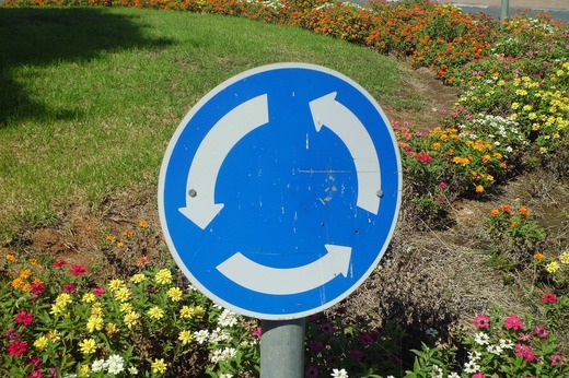 Regulile de circulație în sensul giratoriu - pregătite să fie schimbate