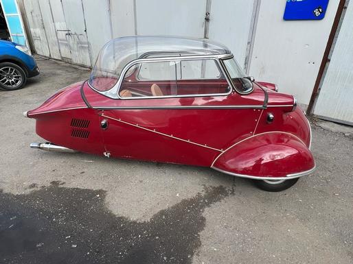 GALERIE FOTO O legendă a industriei auto, o mașinuță Messerschmitt KR175, în inspecție la RAR