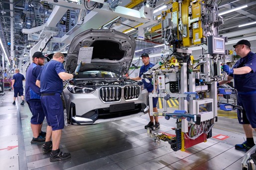 BMW a început producția modelului electric iX1